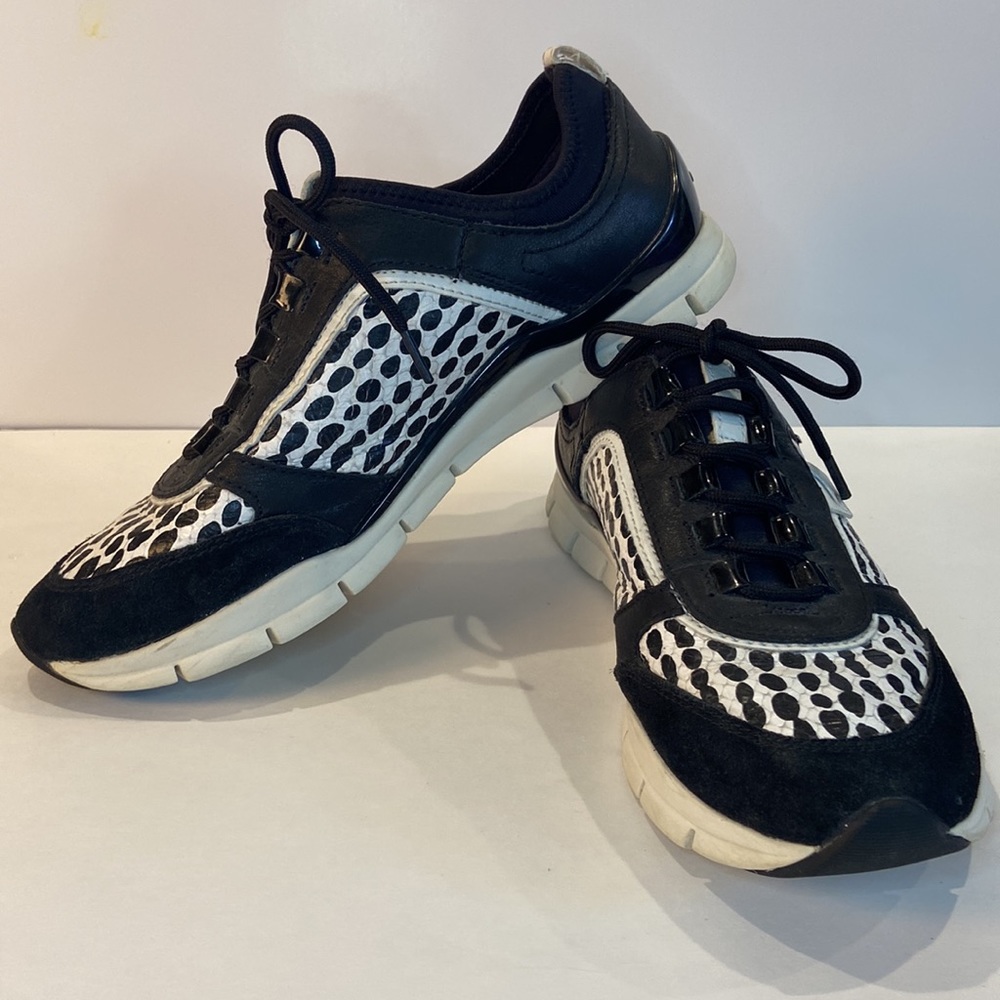 Geox Respira size 7 black and white snakeskin print leather suede neoprene inner